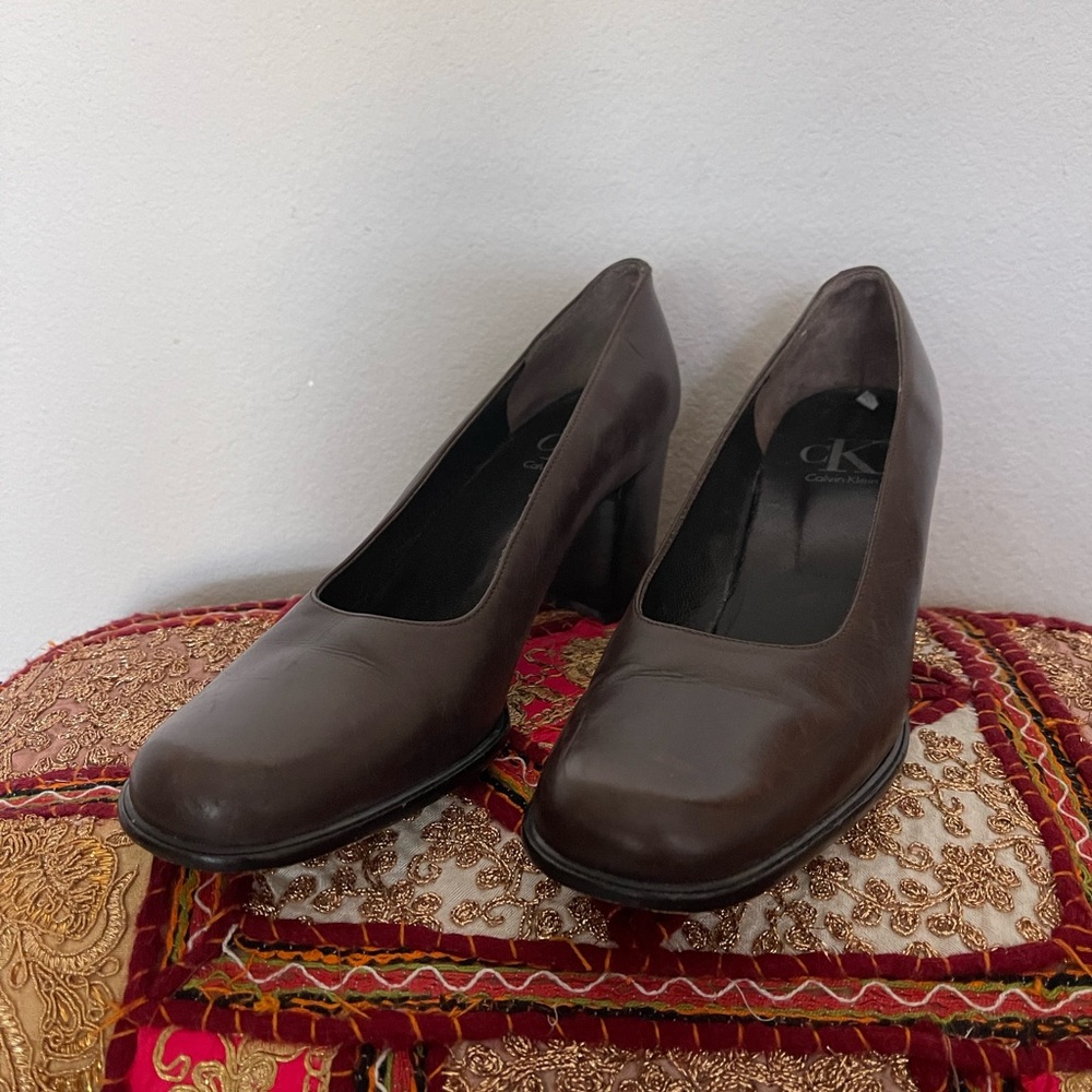 Vintage Calvin Klein brown heels size 8